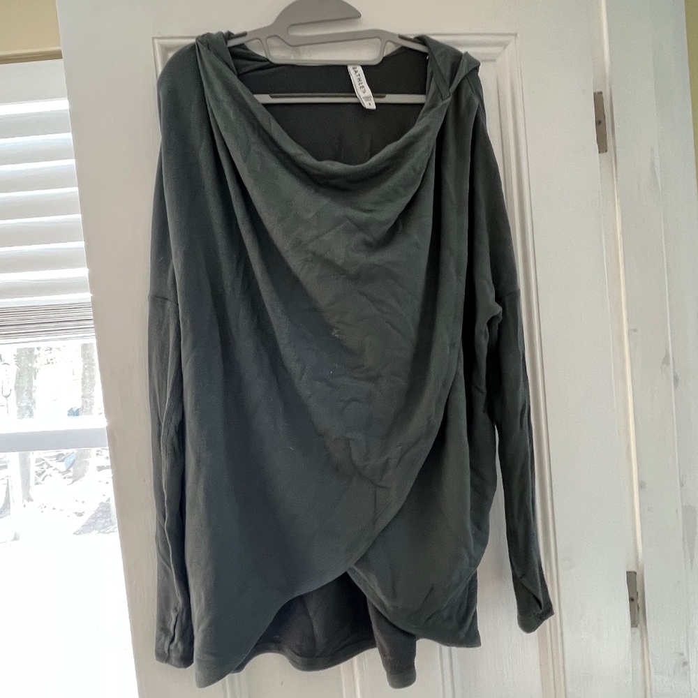 ATHLETA WOMENS PURANA V NECK WRAP SWEATSHIRT Bali Green Size Small
